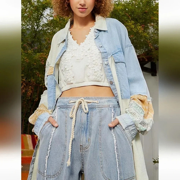 New! POL Oversized Contrast Denim Ivory Fabric Panels Button Down Shacket - Picture 5 of 13